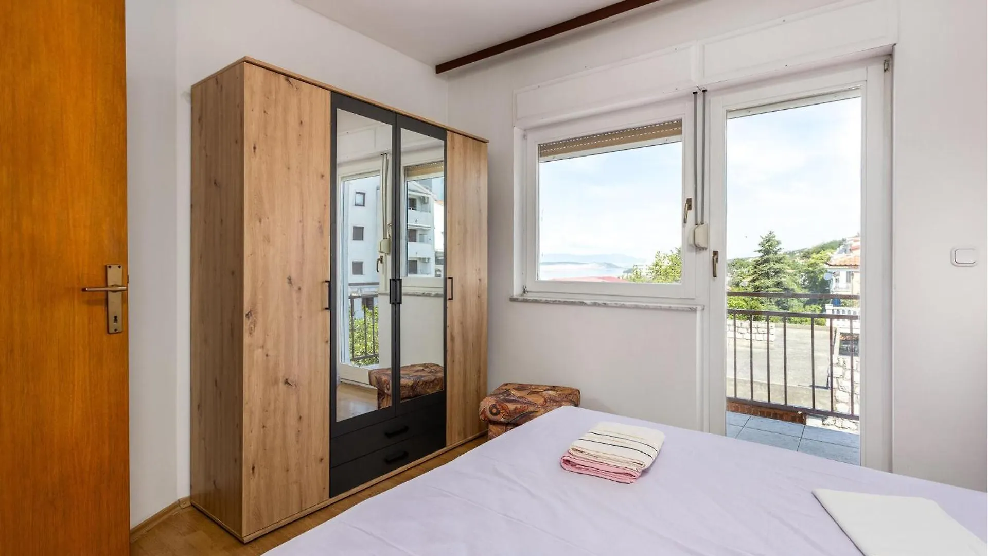 2 Bedroom Nice Apartment In Crikvenica
