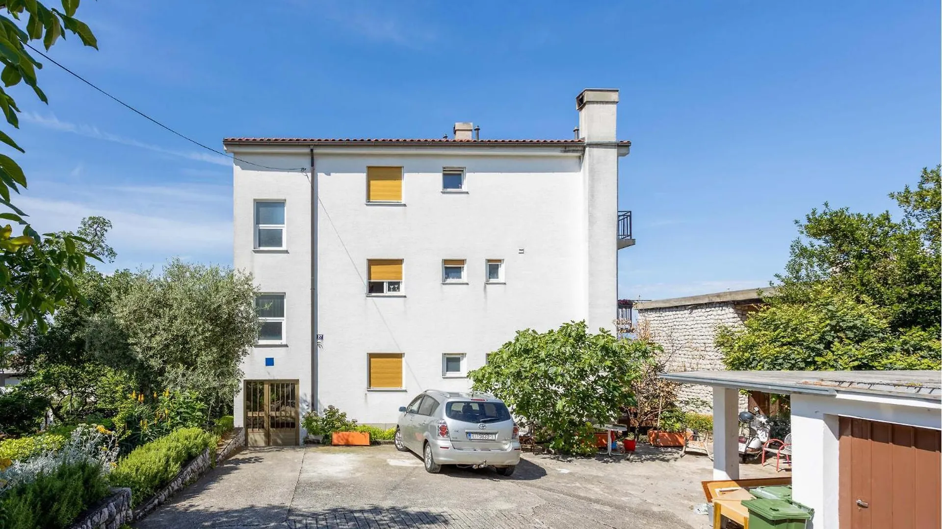 2 Bedroom Nice Apartment In Crikvenica